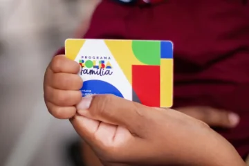Efeito Maduro! 205 mil  venezuelanos  recebem o  Bolsa Família