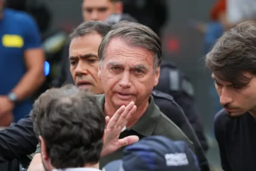 Prisão domiciliar: Moraes envia à PF perguntas da defesa sobre saúde de Bolsonaro