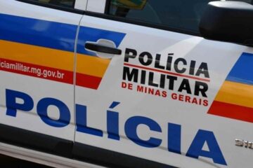 Homem de 66 anos morre após carro cair em ribanceira de 120 metros em Dionísio