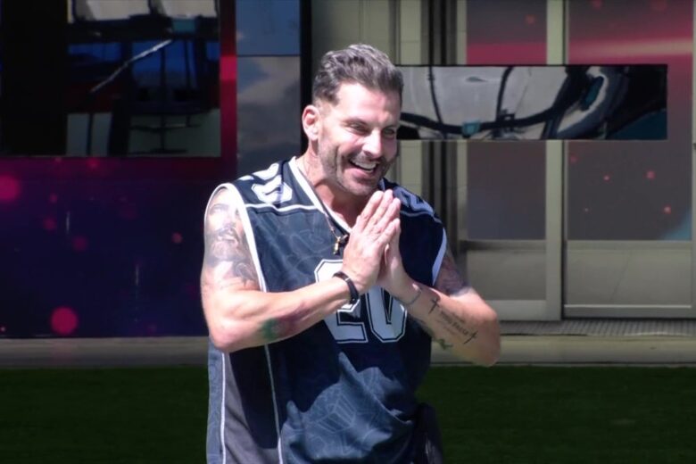 Após retorno médico, Henri Castelli tem nova convulsão no BBB 26