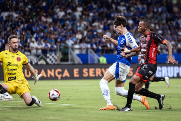 Pouso Alegre surpreende Cruzeiro e vence no Mineirão