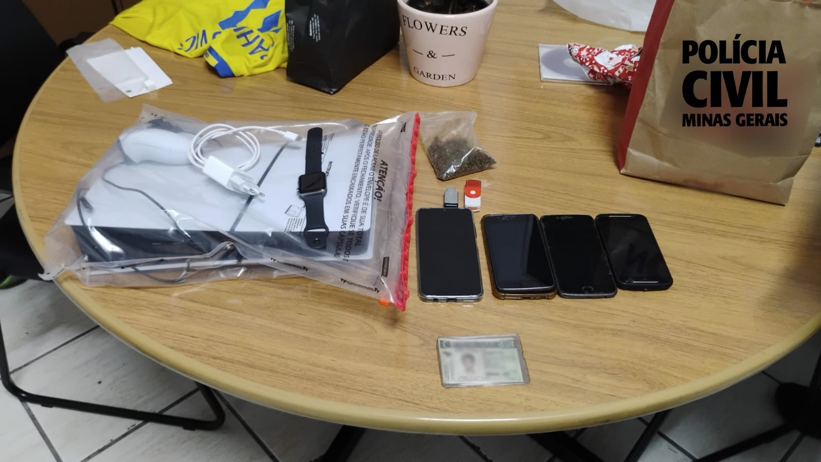Polícia Civil prende suspeito e investiga grupo por golpes aplicados por telefone em BH