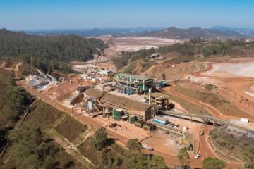 Retomada da produção: a Samarco produz 15,11 milhões de toneladas de pelotas e finos de minério de ferro em 2025