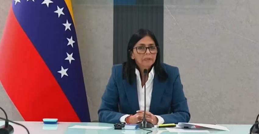 Vice-presidente Delcy Rodríguez convoca resistência e diz que Venezuela está pronta para se defender
