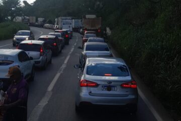 BR-381, em Ravena, e MGs 120, 129 e 434, em Itabira, apresentam congestionamento na tarde desta sexta-feira