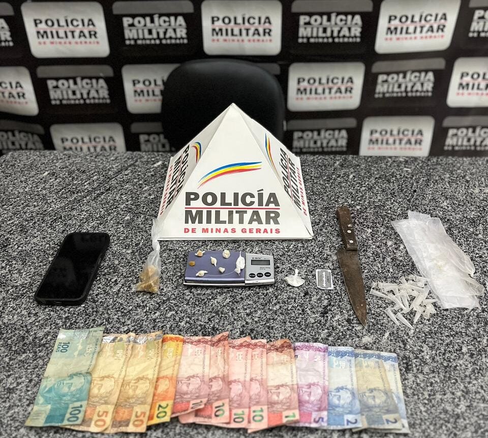 Polícia Militar prende quatro homens e apreende adolescente por tráfico de drogas em São Gonçalo do Rio Abaixo