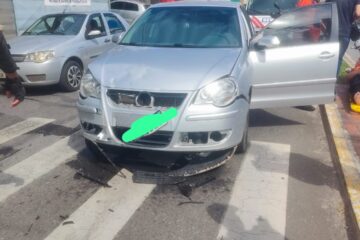 João Monlevade: colisão entre carro e moto deixa mulher ferida na avenida Wilson Alvarenga