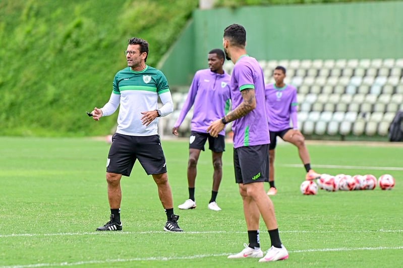 Continuidade, mudanças… rivais adotam diferentes estratégias para manter ou quebrar a hegemonia no Campeonato Mineiro