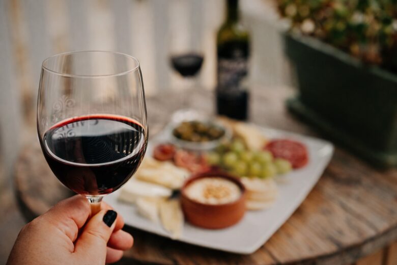 Curso de vinhos chega a Itabira com especialista de renome nacional