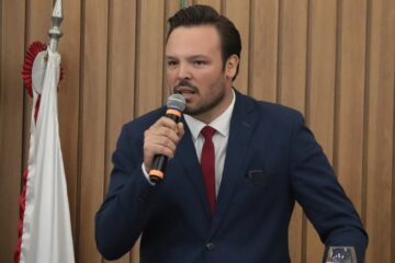 Após tomar posse, Gabriel Quintão diz que “ainda não é a hora” e recusa mandato na Câmara de Itabira