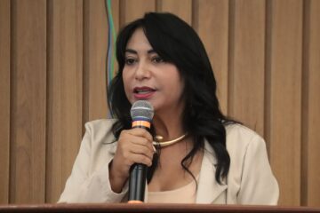“Divergir faz parte da política; desrespeitar, não”, afirma Dulce Citi ao se licenciar da Câmara de Itabira 