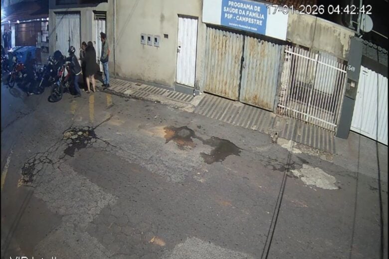 Câmeras flagram momento em que homem é morto a tiros no Campestre, em Itabira