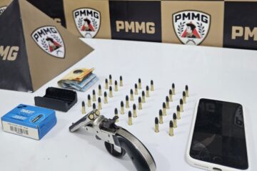 Homem é preso com arma e munições após denúncia em Rio Piracicaba