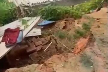Bombeiros de Itabira interditam casa por risco de desabamento no Madre Maria de Jesus