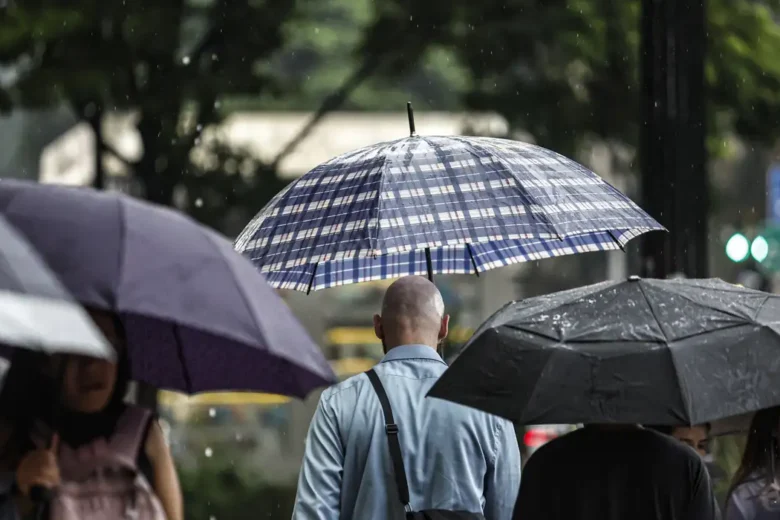Previsão indica chuva persistente e altos volumes no centro de Minas Gerais