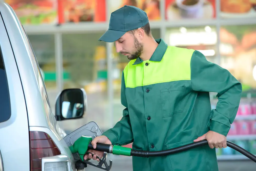 Vagas para chefe de pista, doméstica e servente de obras: SINE Itabira oferece 61 oportunidades