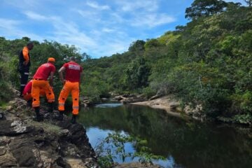 Homem morre afogado em rio próximo à Cachoeira das Três Barras, em Conceição do Mato Dentro