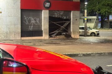 Incêndio atinge bar na Savassi durante a madrugada em Belo Horizonte
