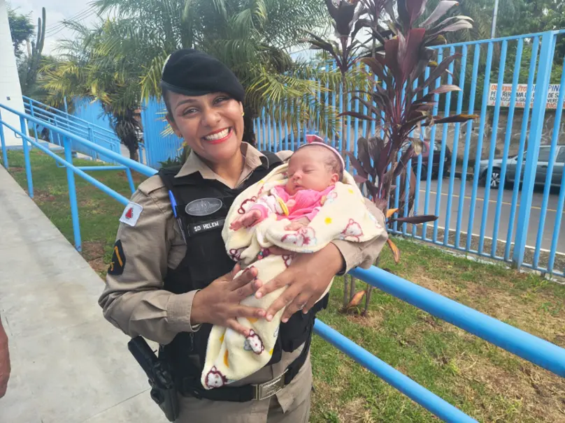Bebê de menos de dois meses é resgatada com sinais de desidratação após abandono na Região Metropolitana de BH
