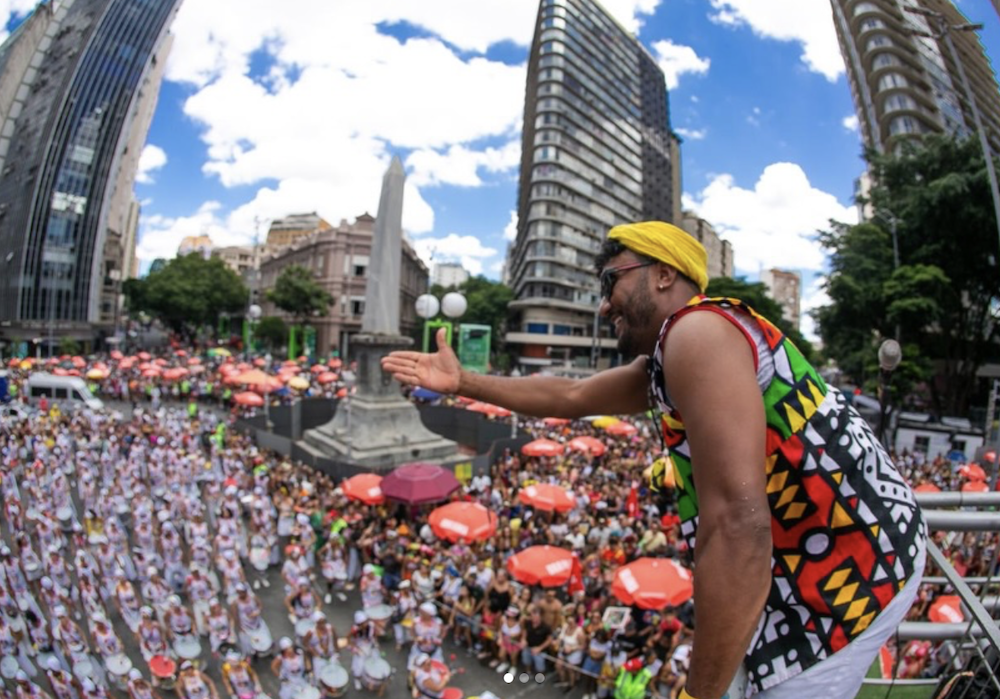 Baianas Ozadas anuncia cortejo de 2026 na Avenida Afonso Pena
