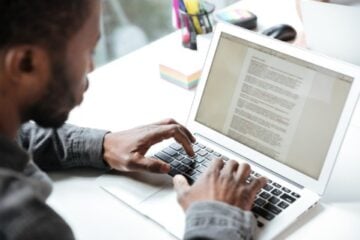 Documentos digitais e transparência: como o acesso em PDF fortalece a cidadania