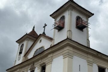 Os quatro sinos da torre direita da Catedral de Mariana serão restaurados