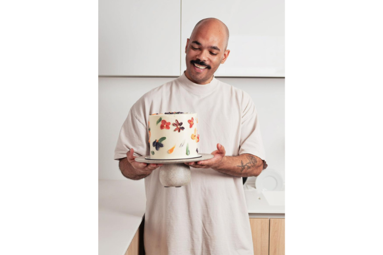 Itabirano Rodolfo Almeida transforma memórias de infância em experiência gastronômica e lança o “Sorte Sobre Mesa” em Belo Horizonte; confira