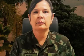 Exército Brasileiro promove a primeira mulher à patente de general
