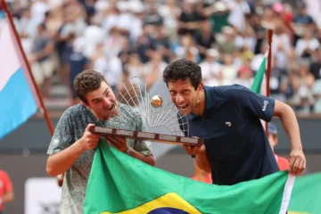 Marcelo Melo e João Fonseca vencem torneio de duplas do Rio Open