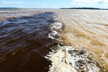 Naufrágio no Amazonas deixa dois mortos e sete pessoas desaparecidas
