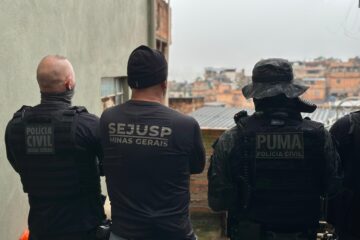 Operação cumpre 23 mandados em BH e Contagem e desarticula esquema de monitoramento do tráfico