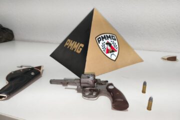 Em Antônio Dias, polícia prende homem por porte ilegal de arma