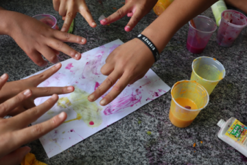 Programa Escola nas Férias atende mais de 20 mil crianças em BH na edição de verão de 2026