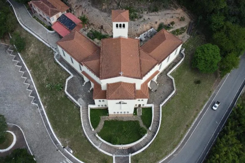 João Monlevade: Prefeitura, Diocese e Câmara de Vereadores  definiram estratégias para preservação da Igreja São José Operário