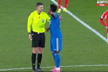 Vini Jr marca golaço e denuncia caso de racismo em Liga dos Campeões
