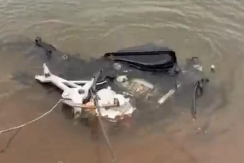 Itabira: moto encontrada “depenada” em lagoa foi furtada em 3 de fevereiro