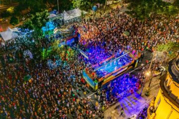 Mais de 130 blocos levam o Carnaval às ruas de BH neste fim de semana