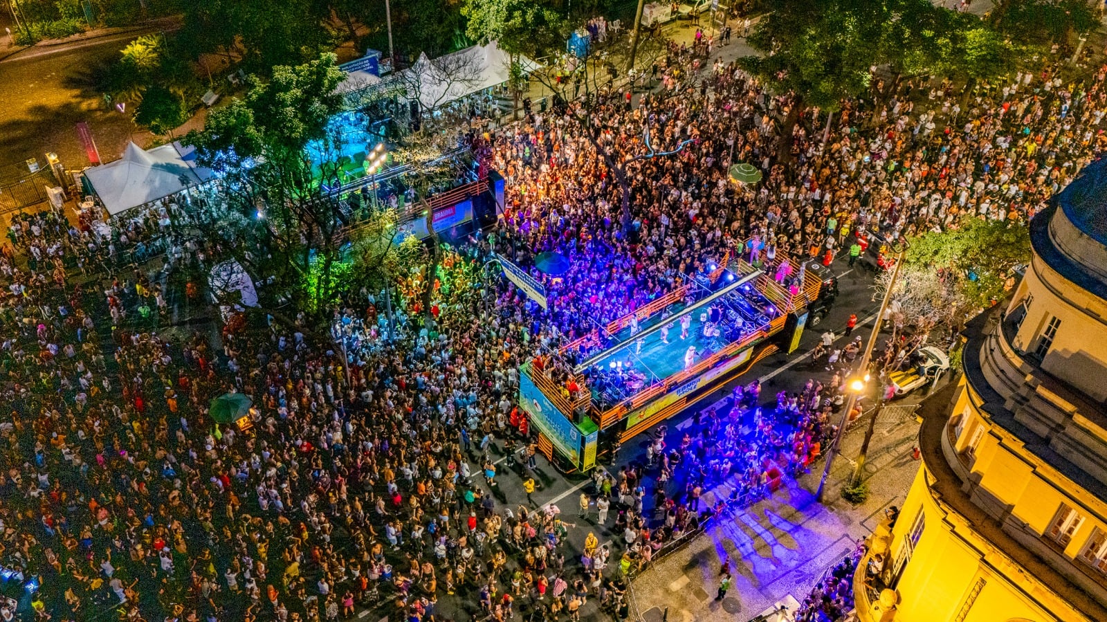 Mais de 130 blocos levam o Carnaval às ruas de BH neste fim de semana