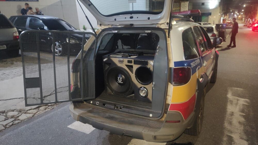 Itabira: Polícia Militar apreende som automotivo por perturbação do sossego