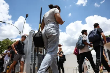 MEC inicia pré-inscrição de estudantes para bolsas do Pé-de-Meia Licenciaturas