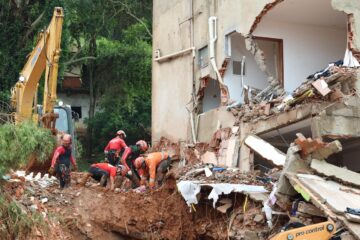 Zona da Mata: número de mortos chega a 65; quatro pessoas continuam desaparecidas