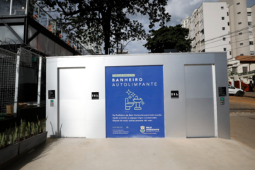 Banheiros autolimpantes completam um ano no Centro de BH e somam 850 mil usos