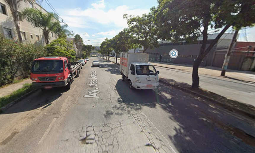 Motociclista morre após atropelamento por caminhão em Contagem