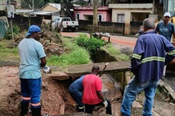 João Monlevade: Prefeitura realiza contenção emergencial em trecho de córrego do bairro Serra do Egito