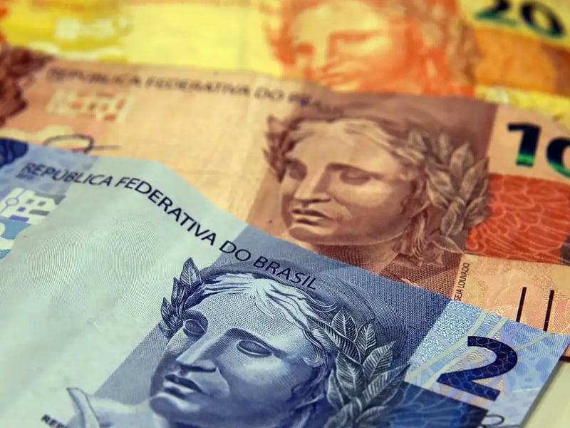 Redução da Selic é vista com otimismo por comércio e serviços