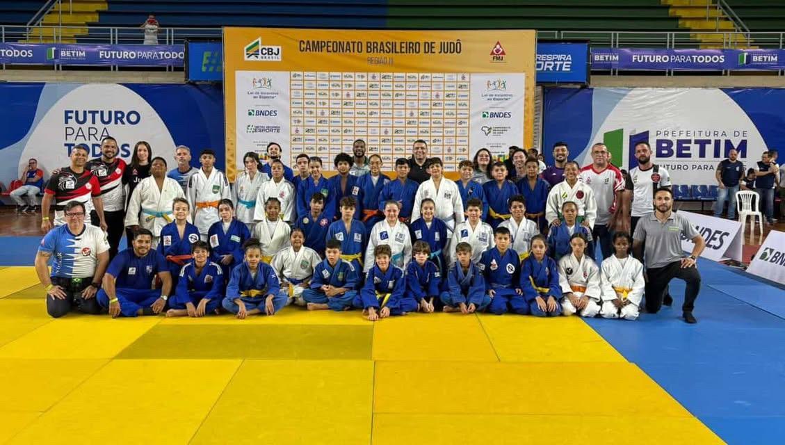 Judocas de São Gonçalo do Rio Abaixo participaram do Campeonato Brasileiro em Betim