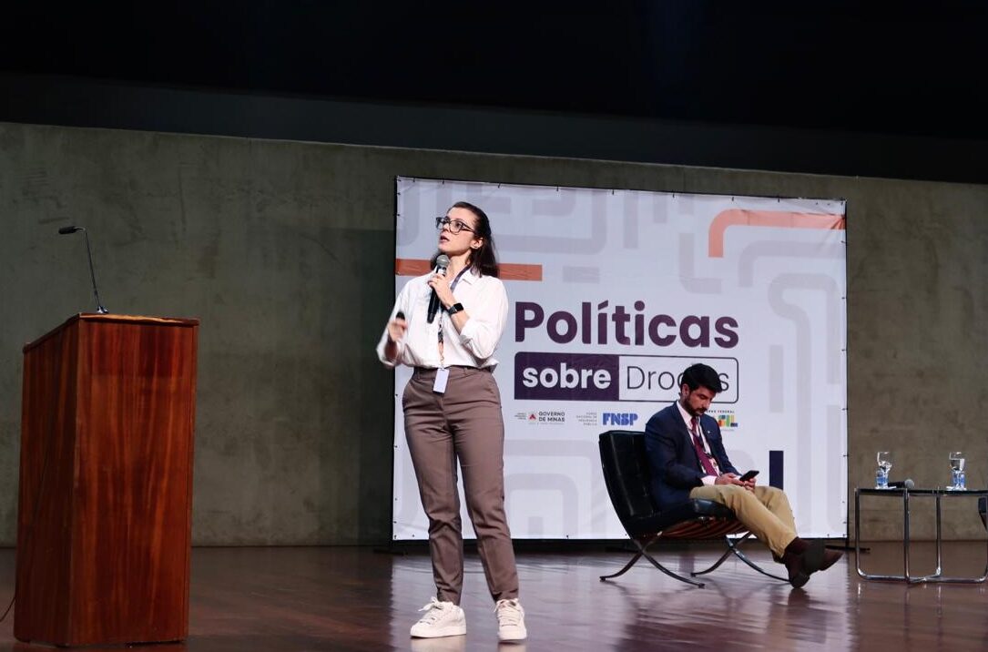 Minas lança programas de parentalidade positiva para prevenir uso de álcool e outras drogas entre crianças e adolescentes