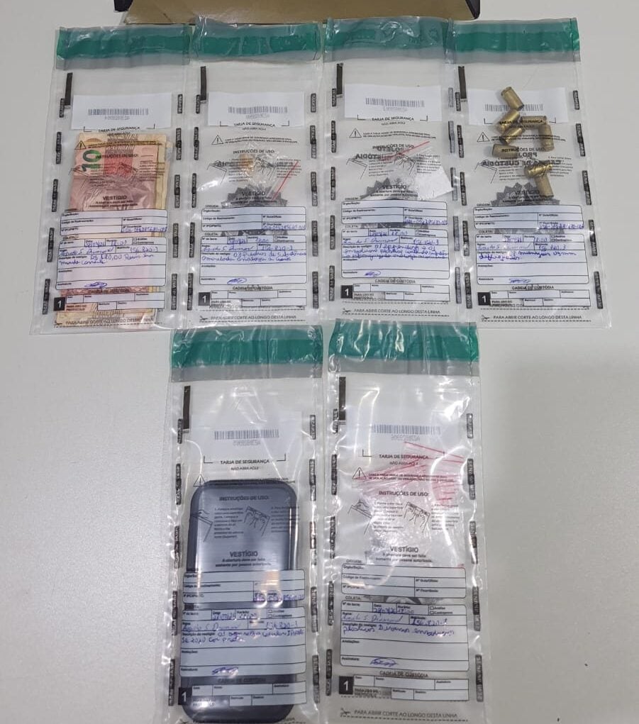 Polícia prende jovem por tráfico de drogas em patrulhamento