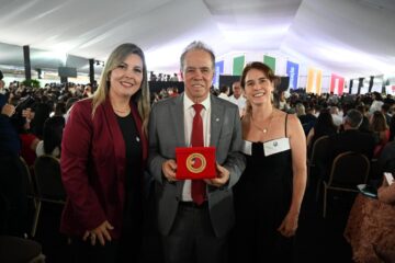 Feito inédito!  São Gonçalo do Rio Abaixo conquista Selo Ouro de Alfabetização 2025