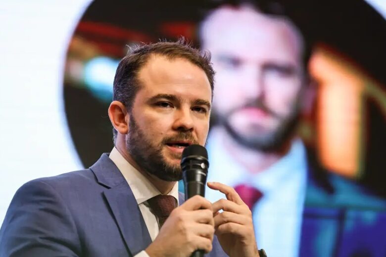 Governo federal confirma Dario Durigan como substituto de Fernando Haddad no Ministério da Fazenda